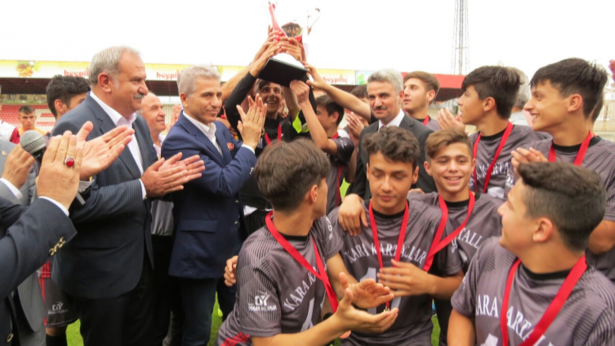 U-15 Ligi: Türkiyenin En Büyüğü Belli Oldu