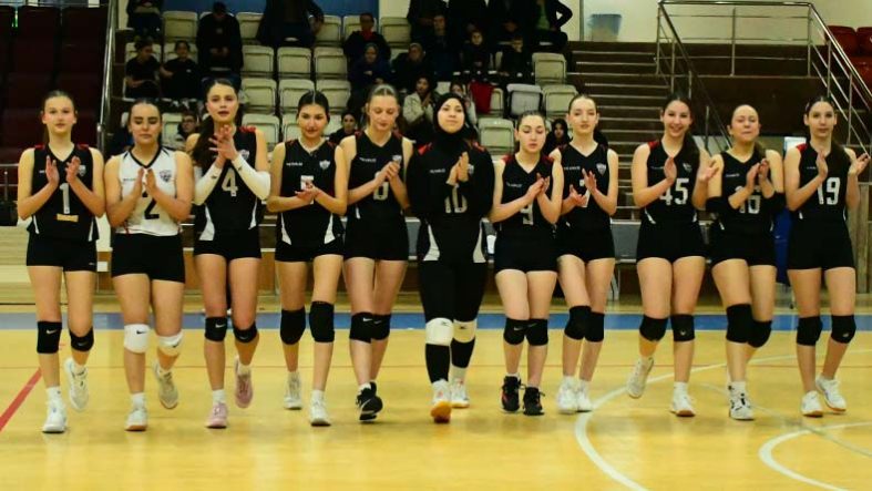 Somaspor Yıldız Kızlar Final Etabında Son Sınavına Çıkıyor