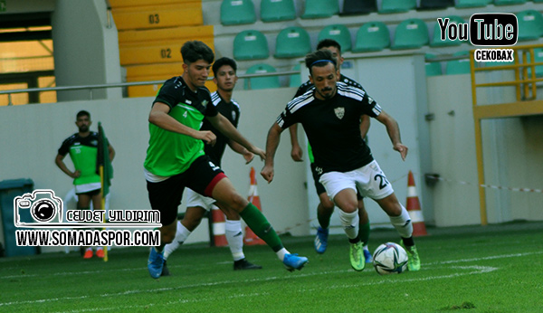 Akhisarspor 0-3 Somaspor Maç Fotoları 2