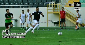 Akhisarspor-Somaspor Maçının Fotoğrafları