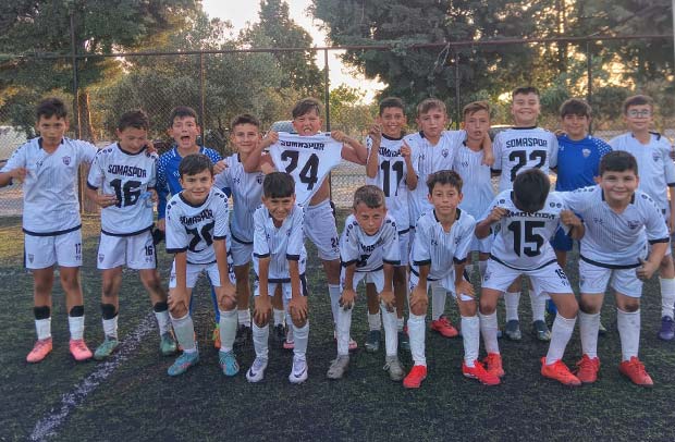 Ayaz Kalede Devleşti: Somaspor U11 Çeyrek Finalde!