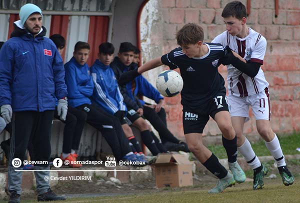 U15 Ligi Somaspor-Bandırmaspor Maç Resimleri