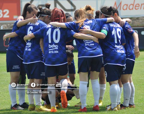 Zaferspor-Kayseri Kadın FK Maç Resimleri