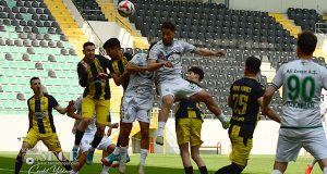 Karaelmasspor Hazırlık Maçında Eksiklerini Gördü