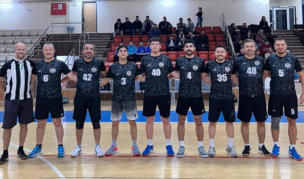 Kaymakamlık Voleybol Turnuvasında 5. Hafta İlk Gün Tamamlandı