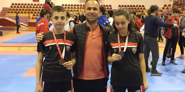 Taekwondo’cu Gür Kardeşler Türkiye Finallerinde