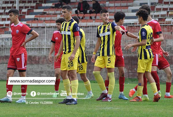 U17 Ligi Somaspor Menemen FK Maç Resimleri