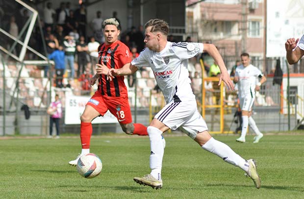 Mücahit Aslan Karşıyaka’da