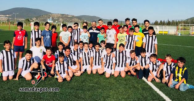 Somaspor Yaz Futbol Okuluna Rekor Katılım