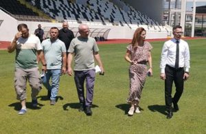 Soma Kaymakamı Ünal Koç’tan Nazım Yavuz Stadı’na Ziyaret