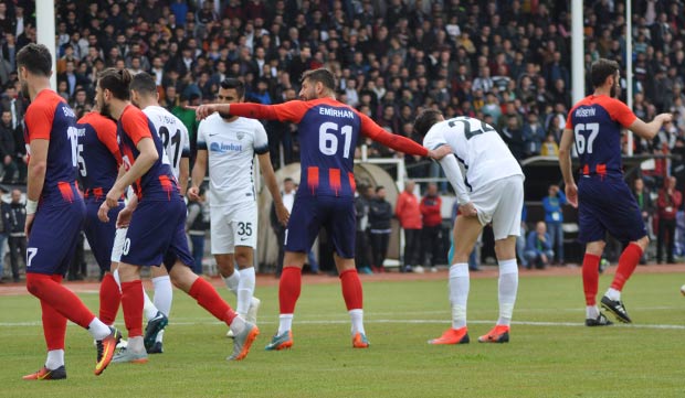 Somaspor Suskunluğunu Bozdu: Dört Transfer Birden Açıklandı