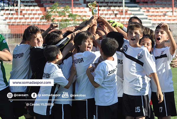 Somaspor U-12 Takımı Şampiyon Oldu