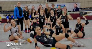 Somaspor Yıldız Kızlar Voleybol Takımı Finallerde