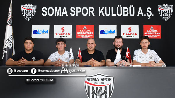 Somaspor’lu Taraftarları Taşıyan Otobüse Taşlı Saldırı