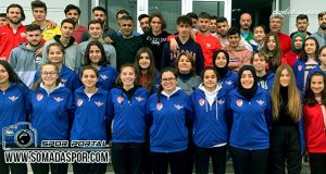 Somaspor ve Zaferspor’lu Futbolcular, Kahvaltıda Buluştu